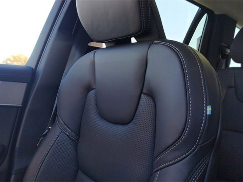 New 2026 Volvo XC90 B6 Ultra image 24