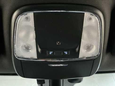 Used 2020 Jeep Grand Cherokee Laredo w/ 18" Wheel & 8.4" Radio Group image 17