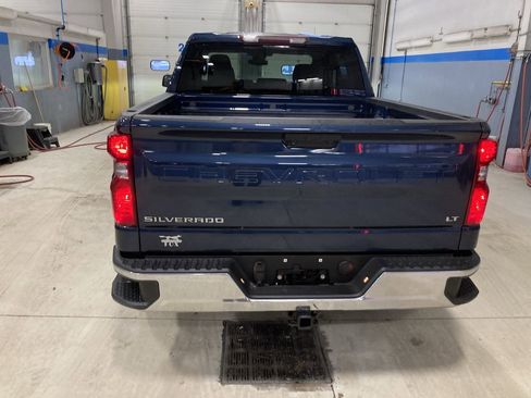 Used 2022 Chevrolet Silverado 1500 LT image 6