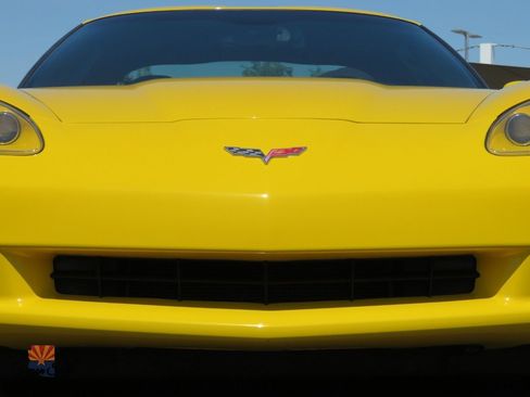 Used 2009 Chevrolet Corvette Coupe w/ Preferred Equipment Group RWD image 35