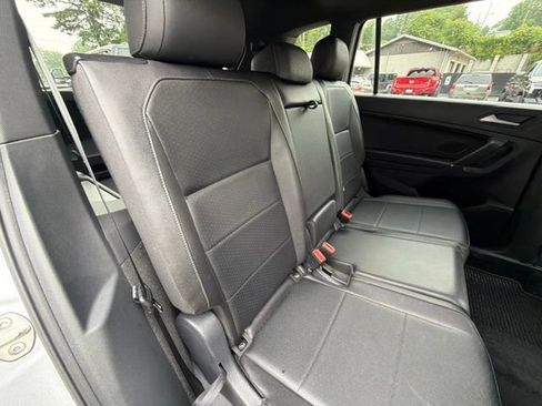 Used 2020 Volkswagen Tiguan SE R-Line w/ 3rd Row Seat Package AWD/4WD image 88