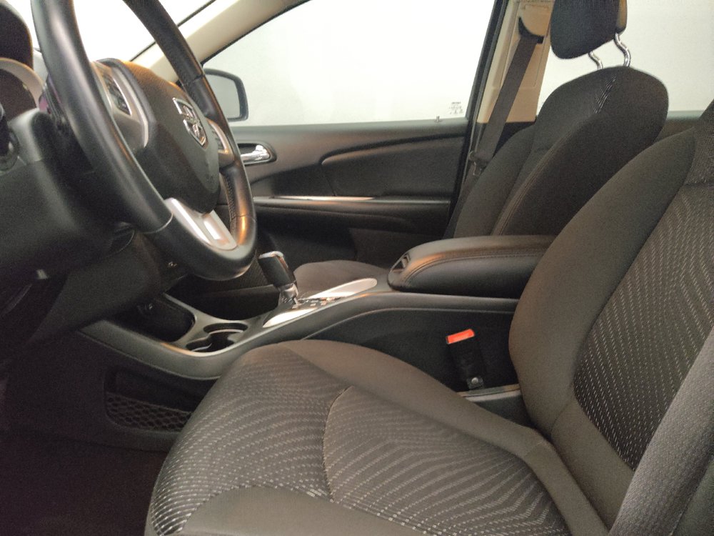 Used 2018 Dodge Journey SE w/ Popular Equipment Group FWD image 17