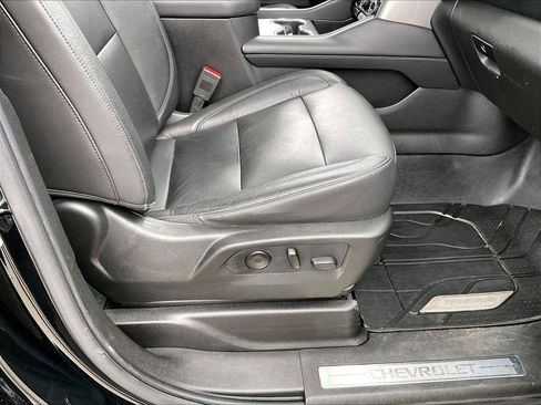 Used 2021 Chevrolet Tahoe LT w/ LT Signature Package AWD/4WD image 39