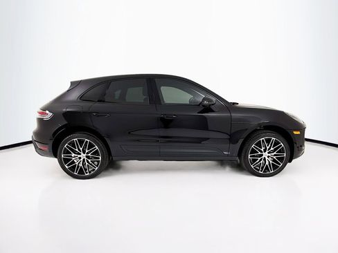 New 2026 Porsche Macan image 8