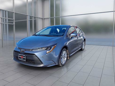 New 2026 Toyota Corolla LE image 4