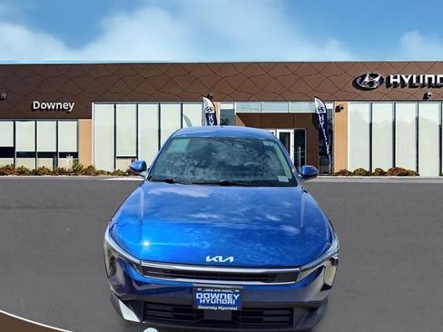 Used 2025 Kia K4 LXS image 2