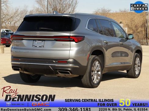 Used 2025 Buick Enclave Preferred image 7