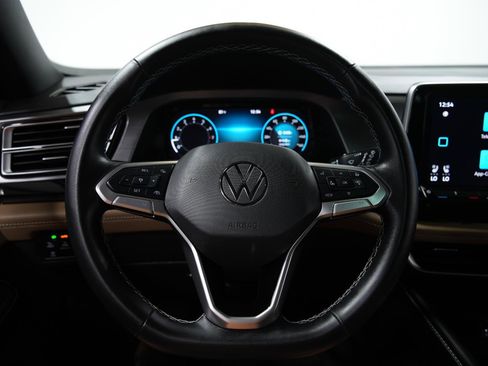 Used 2024 Volkswagen Atlas Cross Sport SE AWD/4WD image 36