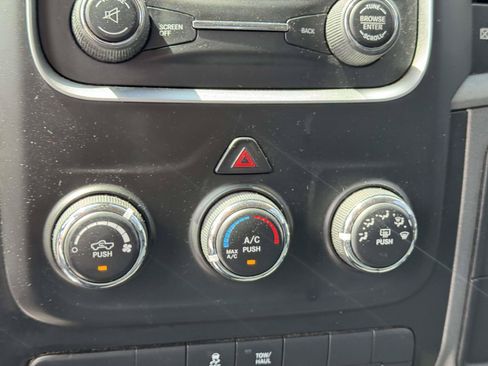 Used 2018 RAM 1500 Express w/ Express Value Package AWD/4WD image 24