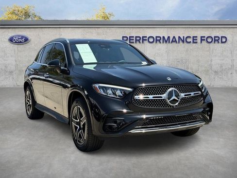 Used 2024 Mercedes-Benz GLC 300 image 4