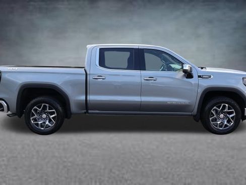 New 2026 GMC Sierra 1500 SLE w/ Preferred Package AWD/4WD image 2