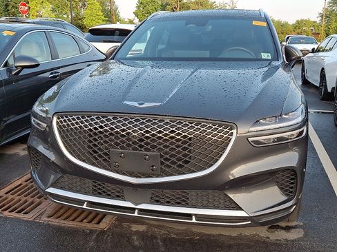 Used 2023 Genesis GV70 2.5T w/ Advanced Package AWD/4WD image 4