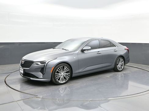 Used 2020 Cadillac CT4 Premium Luxury RWD image 1