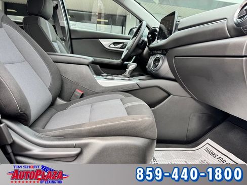 Used 2025 Chevrolet Blazer LT AWD/4WD image 50
