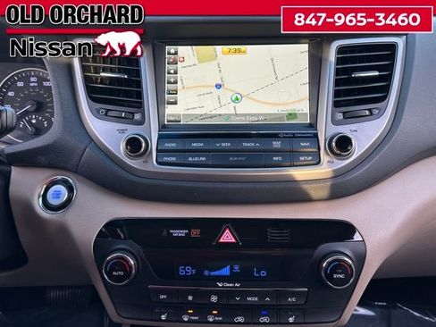 Used 2016 Hyundai Tucson Limited image 15