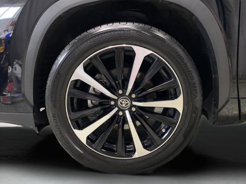 Used 2022 Toyota Highlander XSE AWD/4WD image 29