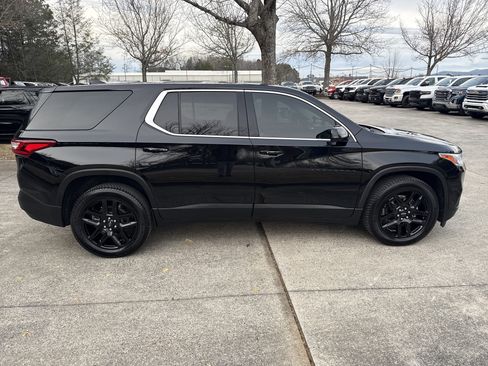 Used 2020 Chevrolet Traverse LS w/ LPO, Blackout Package image 8