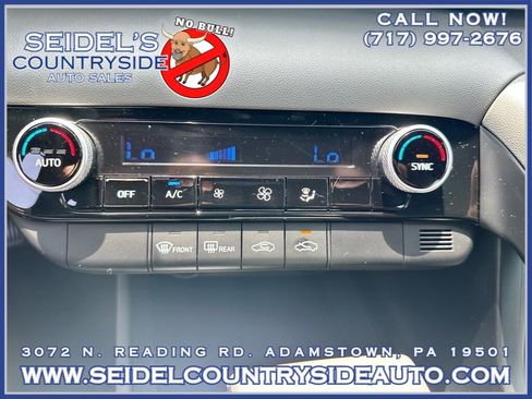 Used 2022 Hyundai Elantra SEL image 19