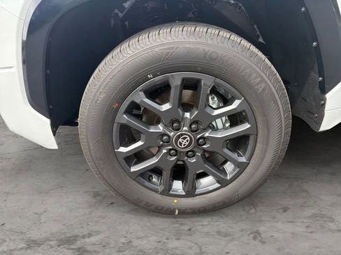 New 2026 Toyota Tundra Platinum AWD/4WD image 9