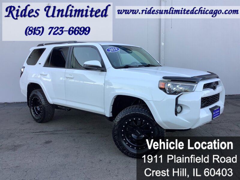 Used 2014 Toyota 4Runner SR5 AWD/4WD image 11