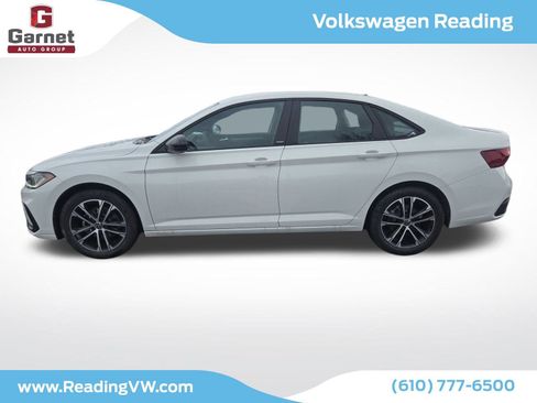 New 2026 Volkswagen Jetta Sport image 2
