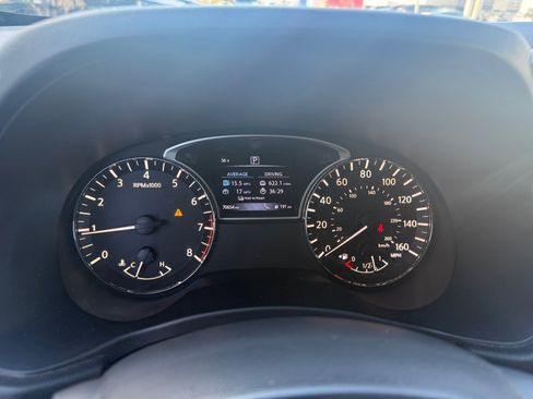 Used 2016 Nissan Pathfinder Platinum image 19