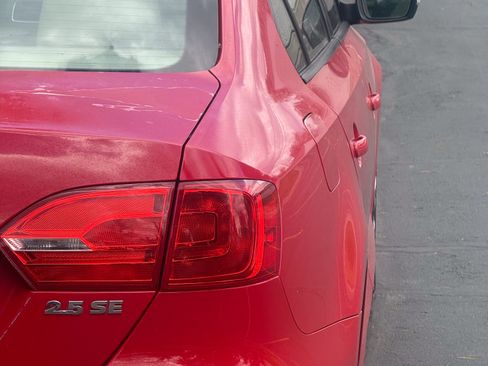Used 2012 Volkswagen Jetta SE FWD image 21