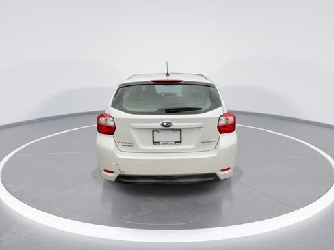 Used 2013 Subaru Impreza 2.0i Premium image 16
