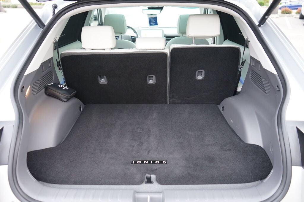 Certified 2024 Hyundai Ioniq 5 Limited AWD/4WD image 11