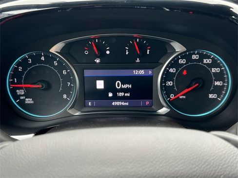 Used 2023 Chevrolet Traverse RS image 22