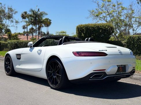 Used 2018 Mercedes-Benz AMG GT Roadster w/ Lane Tracking Package image 5