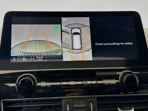 Used 2021 Nissan Armada Platinum w/ Captain's Chairs Package AWD/4WD image 17