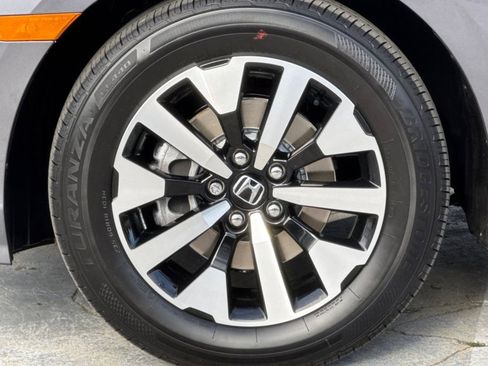 Certified 2026 Honda Odyssey EX-L image 25