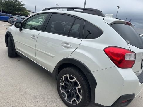 Used 2017 Subaru Crosstrek 2.0i Limited AWD/4WD image 4