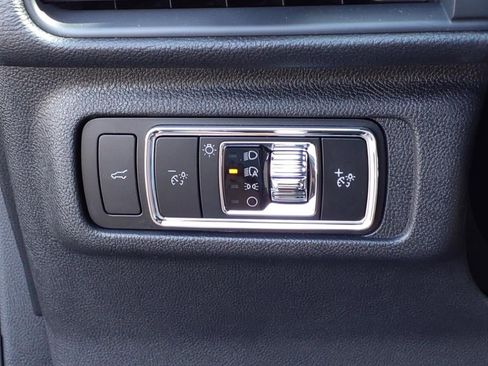 New 2023 Lincoln Corsair Reserve w/ Equipment Group 202A image 40