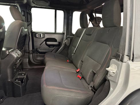 Used 2021 Jeep Wrangler Unlimited Rubicon image 10