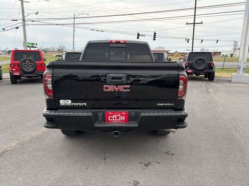 Used 2016 GMC Sierra 1500 Denali w/ Denali Ultimate Package image 8
