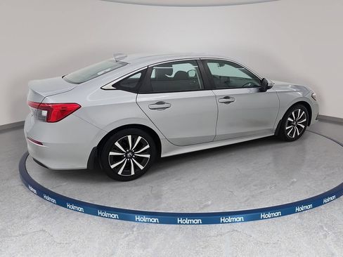 Used 2023 Honda Civic EX image 6