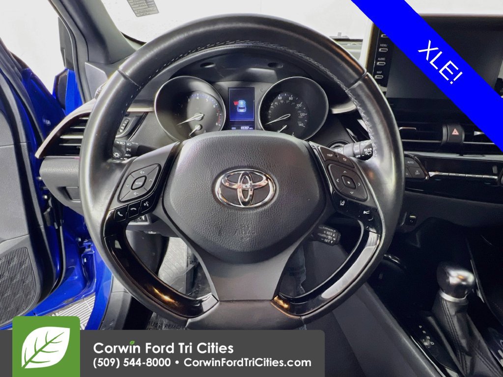 Used 2019 Toyota C-HR XLE FWD image 7