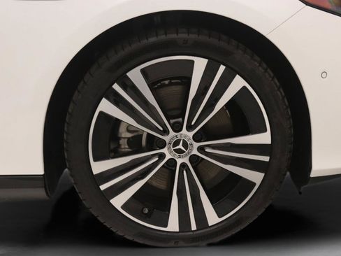 New 2026 Mercedes-Benz CLA 250+ image 9