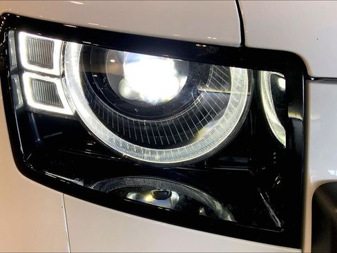 Used 2023 Land Rover Defender 110 S image 27