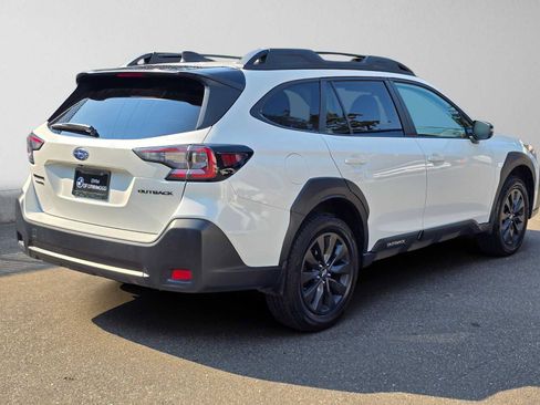 Used 2023 Subaru Outback Onyx Edition AWD/4WD image 3
