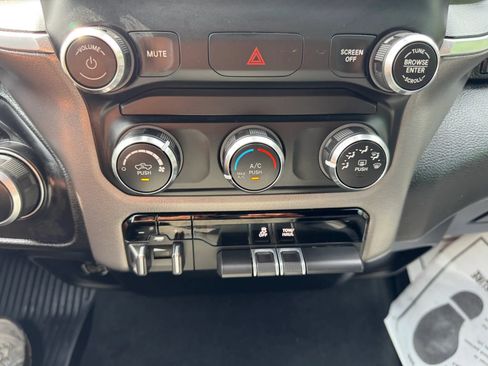 Used 2021 RAM 1500 Big Horn AWD/4WD image 16