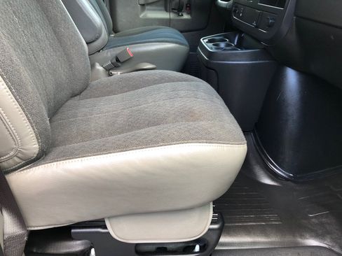 Used 2024 Chevrolet Express 2500 w/ Driver Convenience Package RWD image 24