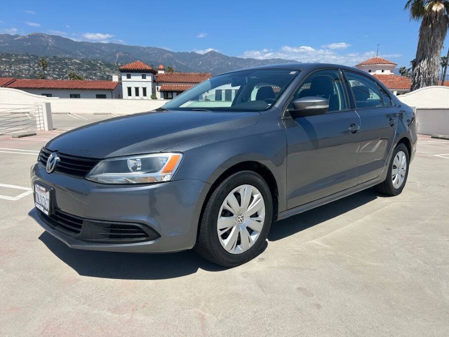 Used 2012 Volkswagen Jetta SE FWD image 1