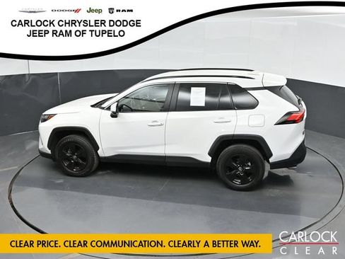 Used 2024 Toyota RAV4 XLE FWD image 39