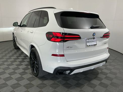 Certified 2024 BMW X5 sDrive40i w/ M Sport Package RWD image 7