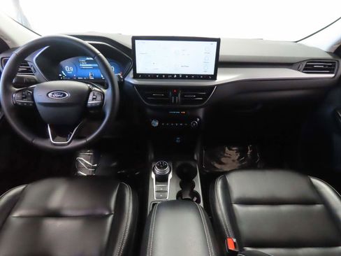 Used 2023 Ford Escape Platinum AWD/4WD image 12