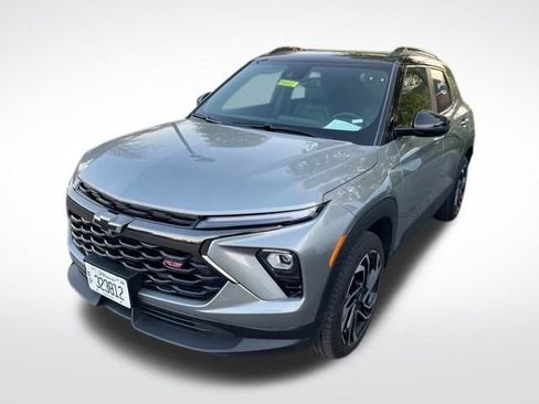 Used 2024 Chevrolet TrailBlazer RS image 4