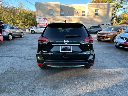 Used 2020 Nissan Rogue SV image 13